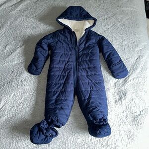 Baby boy snow suit. 12 months. Navy.